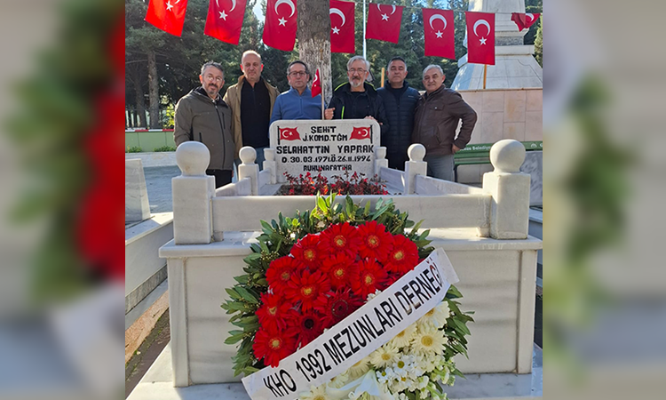 Selahattin YAPRAK'ı Kabri Başında Andık